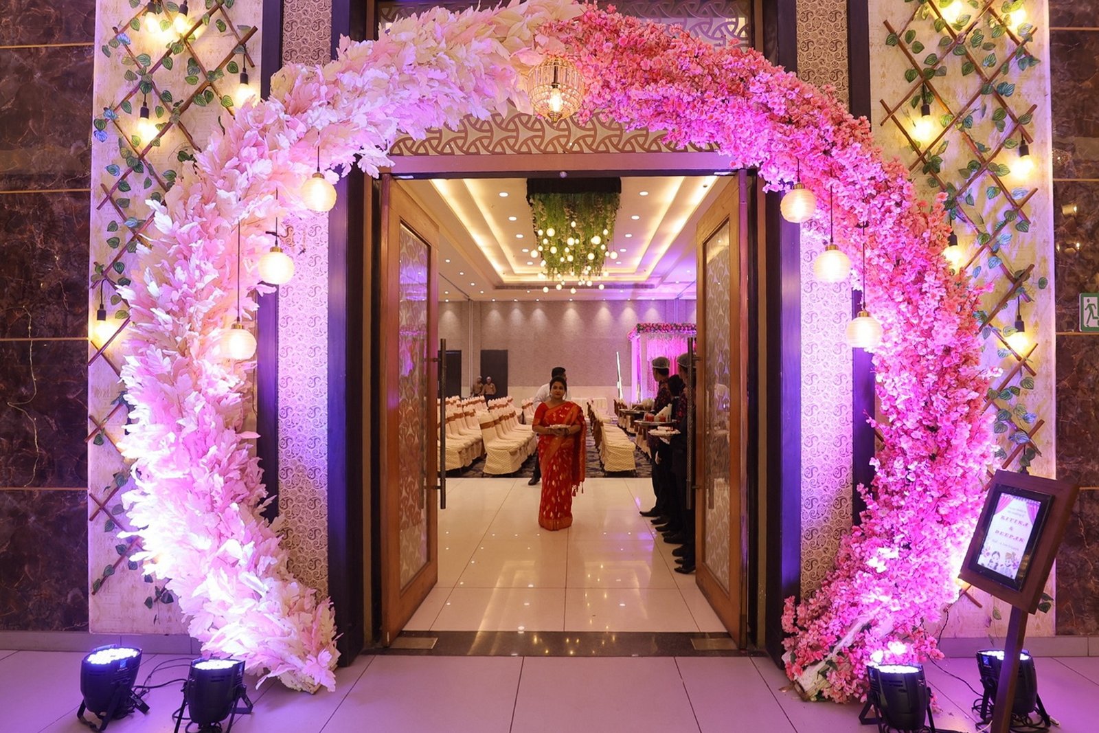 Pink ring arch entrance at Bika Rangoli, Howrah